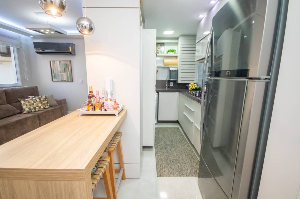  - Apartamento 3 dormitórios 1 siute, 2 vagas, Bairro Humaitá - Porto Alegre